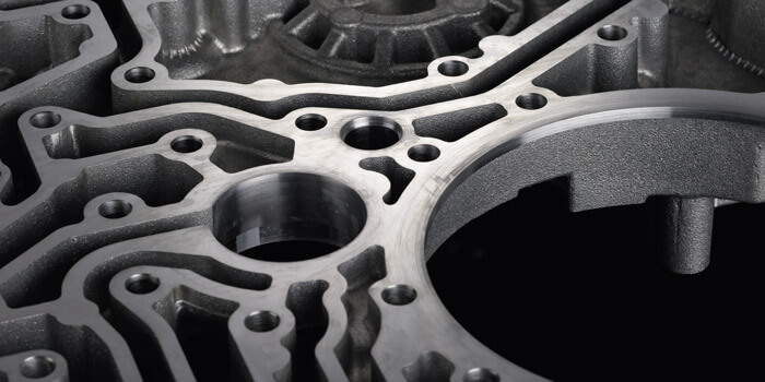 Werkbank Daimler Zuffenhausen Einstieg in die Powertrain als verlängerte Werkbank für Daimler.